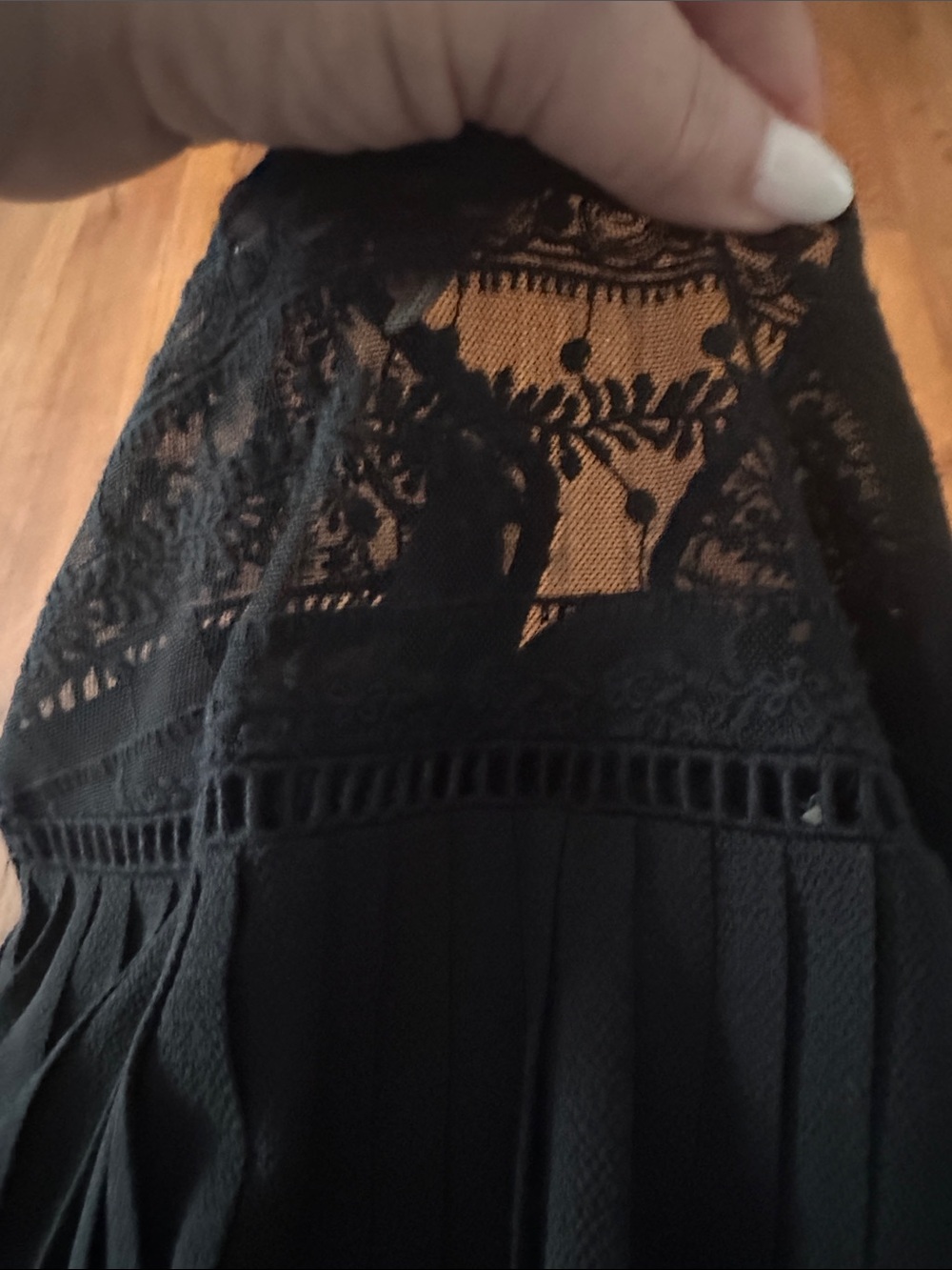Avec les filles dress black lace pleated L - Picture 4 of 5